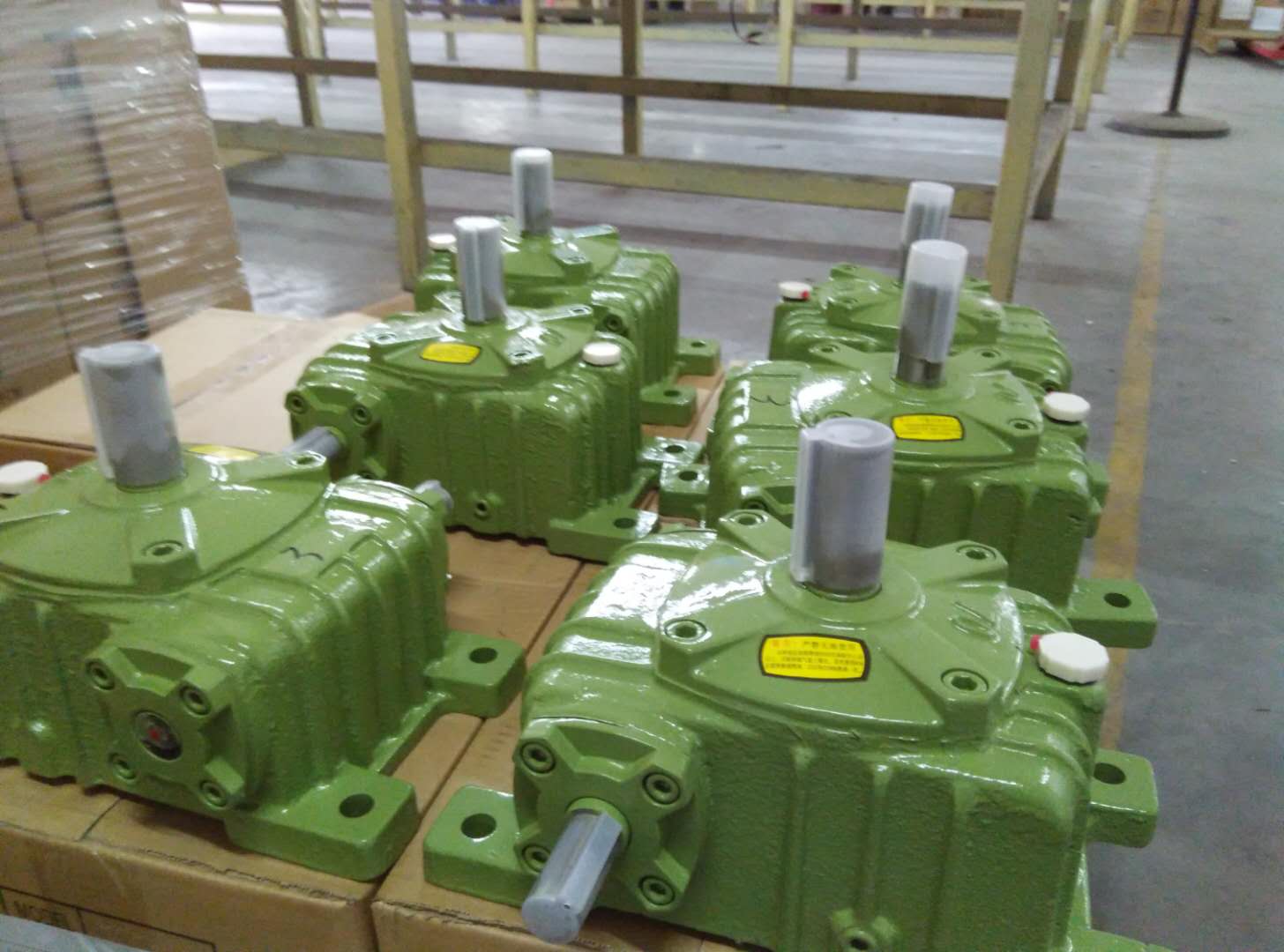 如何選擇合適的蝸輪蝸桿減速機(jī)？