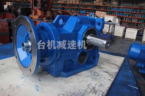 螺旋錐硬齒面齒輪減速機(jī) 螺旋錐硬齒面齒輪減速機(jī)